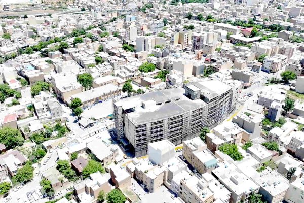 بهره برداری عملی مردم از پارکینگ تعیین تکلیف شود