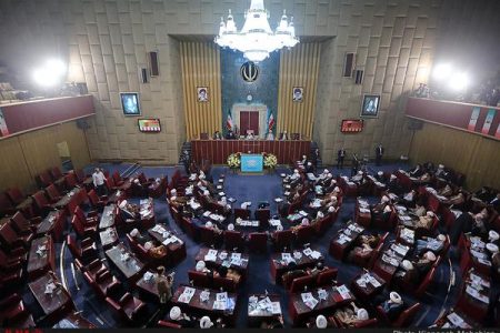 خبرگان مشغول رای‌گیری نهایی برای انتخاب رهبر جدید